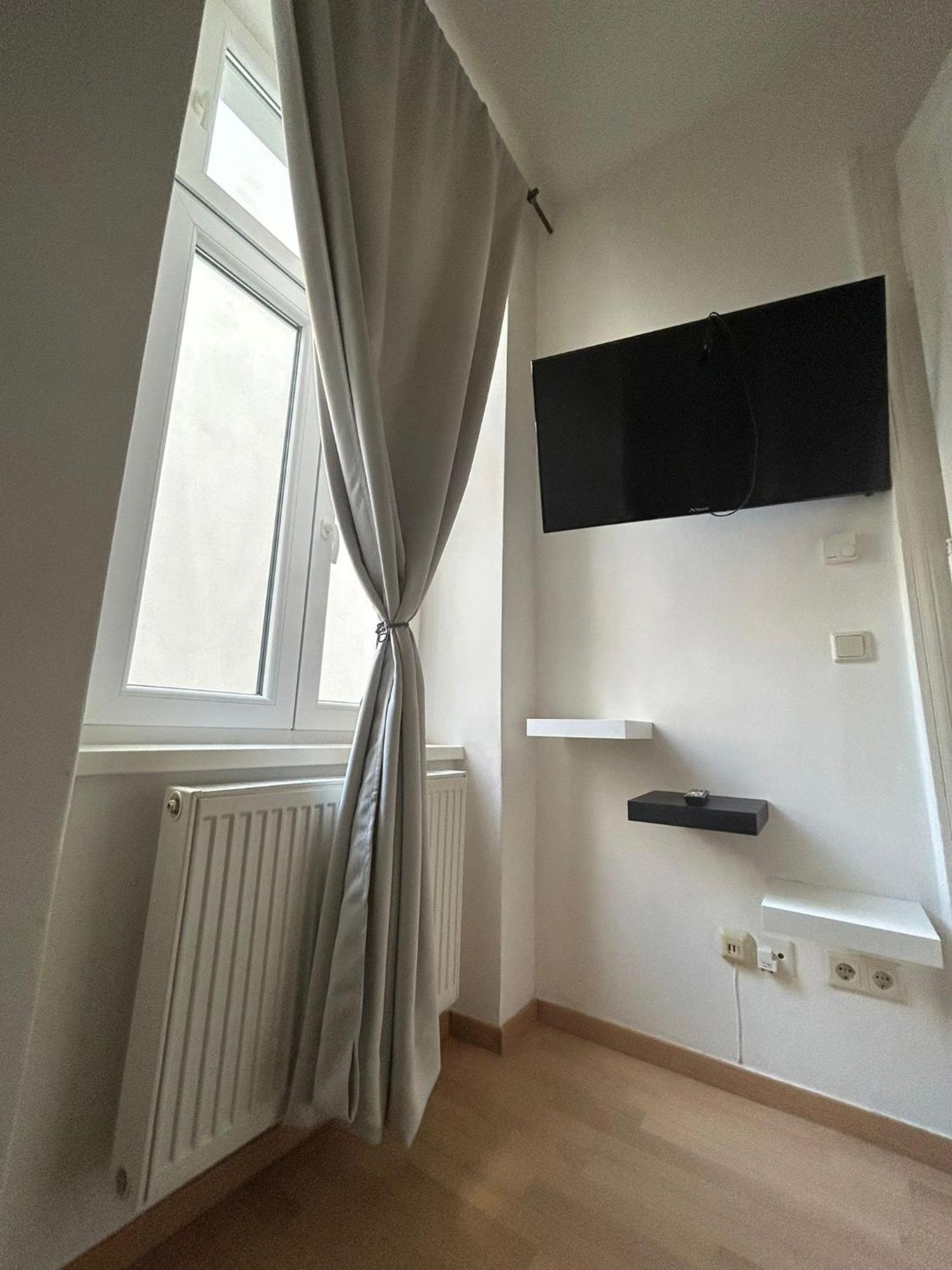 City Elegance Central Gem With Free Parking And Fast Internet 250 Mbits Wien Exteriör bild